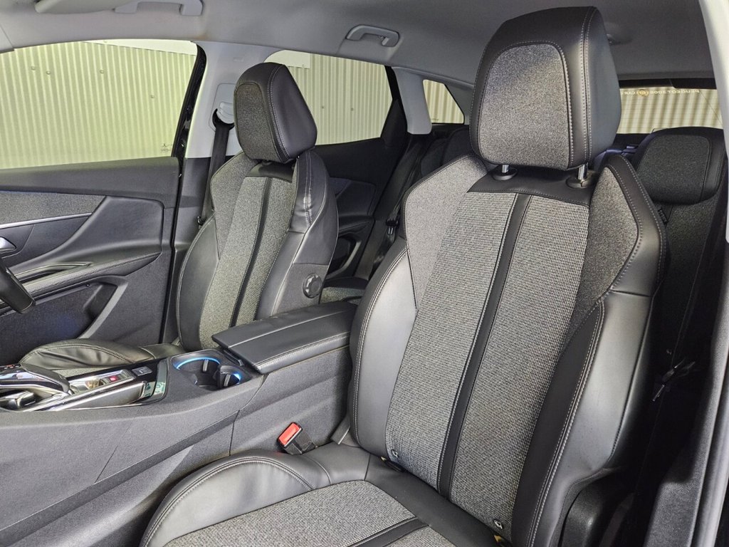 Used Peugeot 3008 2017 for sale - 76821148: Photo 39