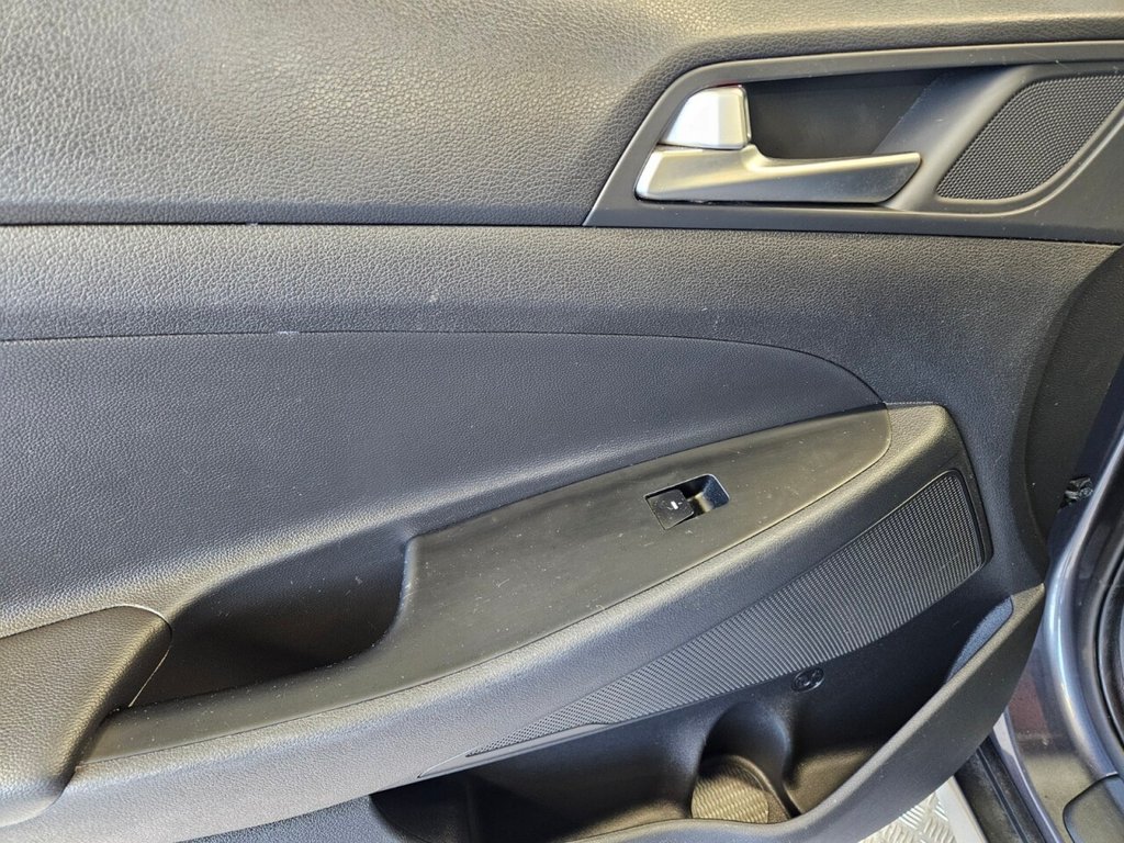 Used Hyundai TUCSON 2017 for sale - 77110394: Photo 32