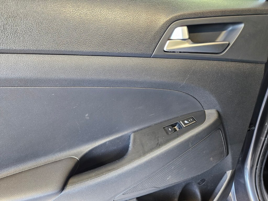 Used Hyundai TUCSON 2017 for sale - 77110394: Photo 36