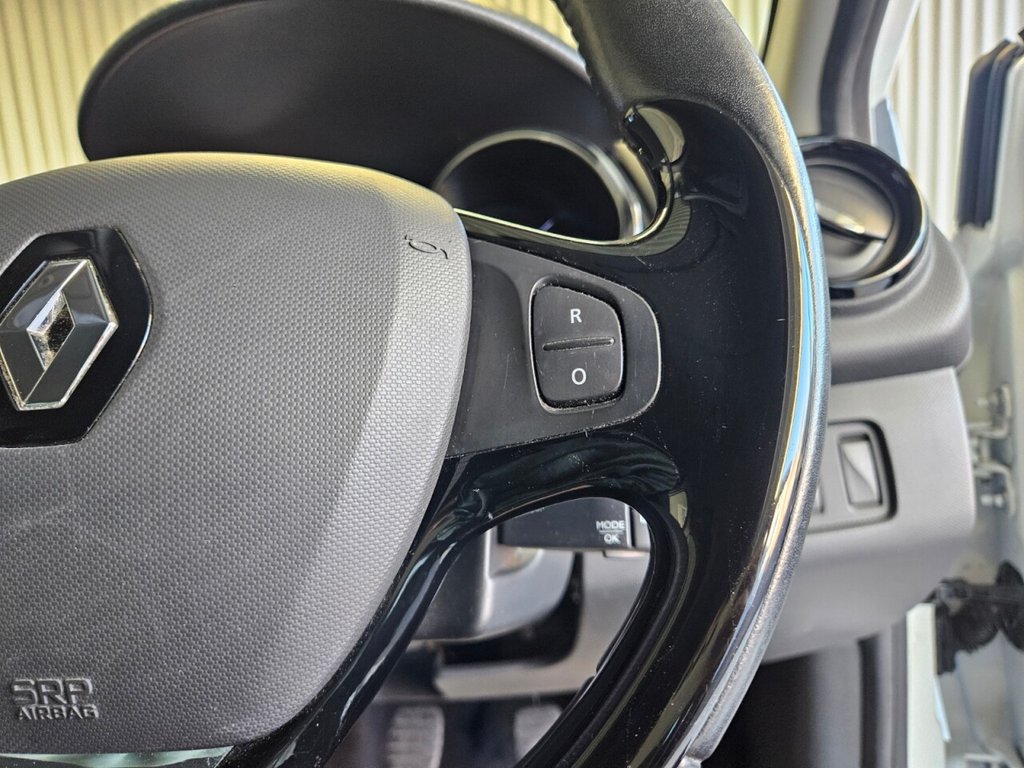 Used Renault Clio 2014 for sale - 76783703: Photo 12