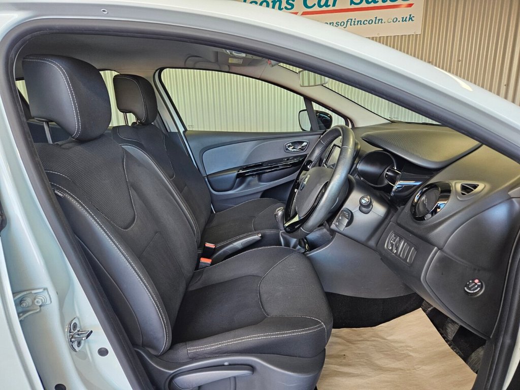 Used Renault Clio 2014 for sale - 76783703: Photo 19
