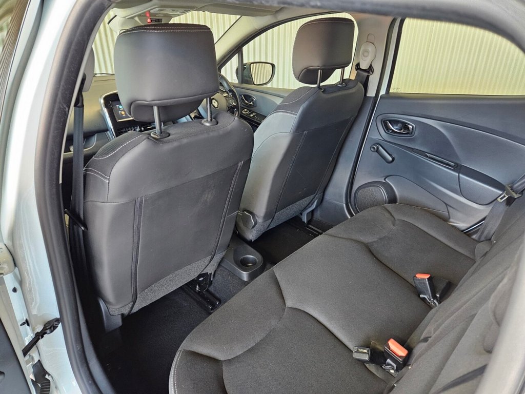 Used Renault Clio 2014 for sale - 76783703: Photo 30