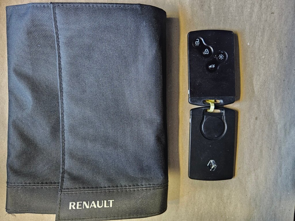 Used Renault Clio 2014 for sale - 76783703: Photo 34