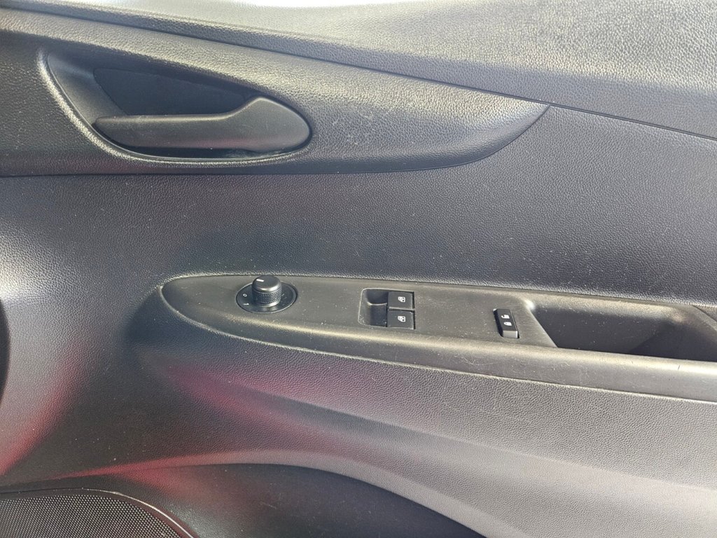 Used Vauxhall Viva 2016 for sale - 77534818: Photo 21