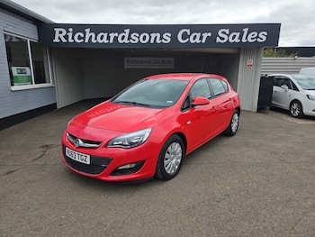 Used Vauxhall Astra 2013 for sale - 75654632: Photo