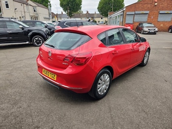 Used Vauxhall Astra 2013 for sale - 75654632: Photo