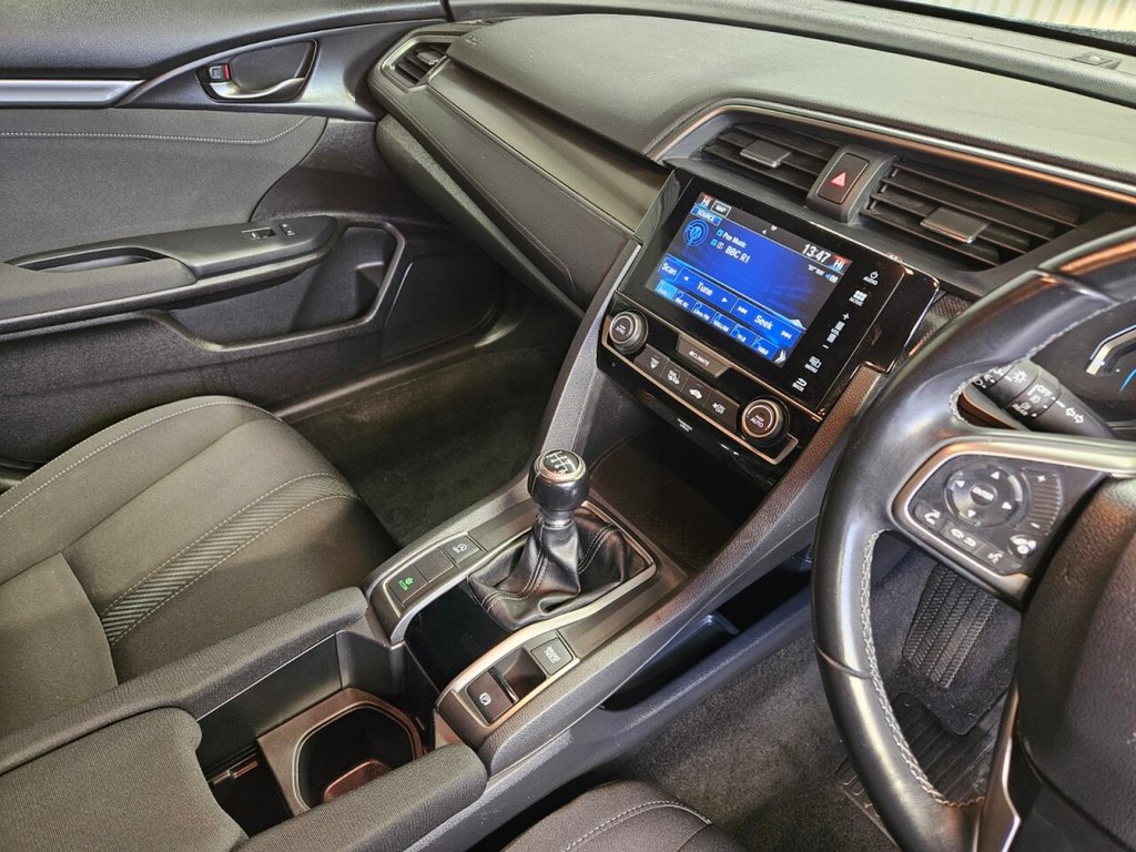 Used Honda Civic 2019 for sale - 77276028: Photo 16