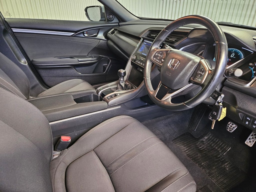 Used Honda Civic 2019 for sale - 77276028: Photo 24