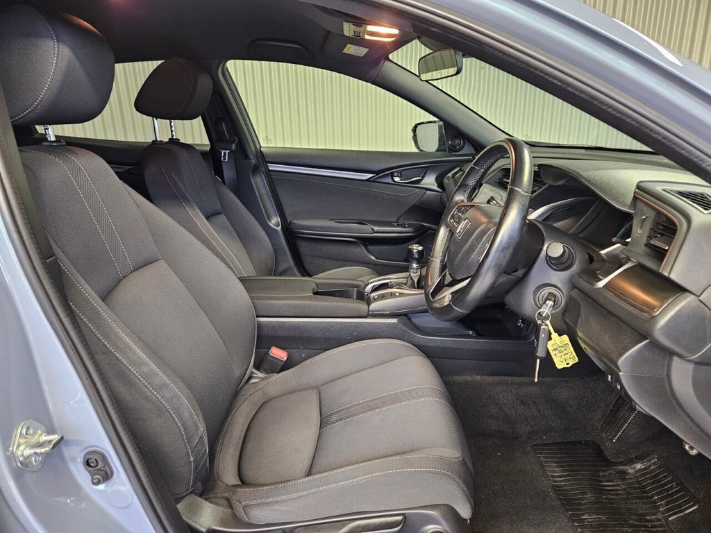 Used Honda Civic 2019 for sale - 77276028: Photo 25