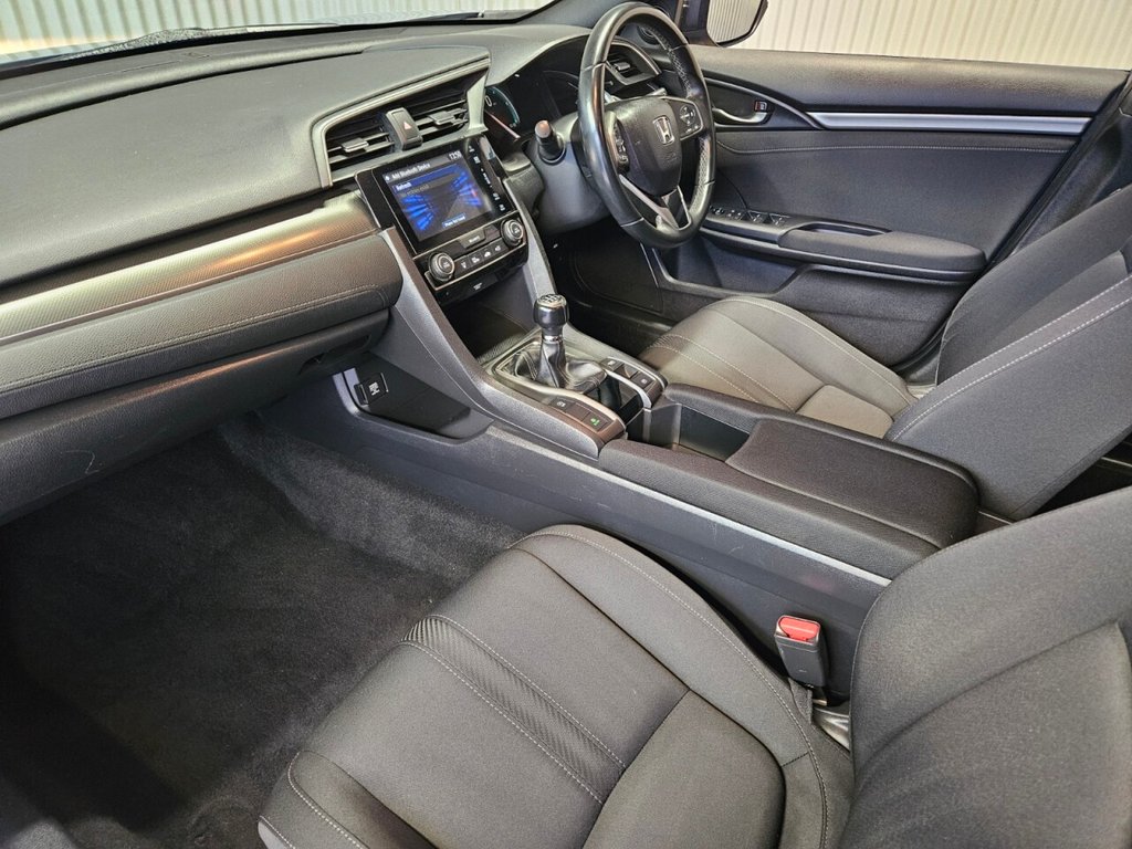 Used Honda Civic 2019 for sale - 77276028: Photo 37