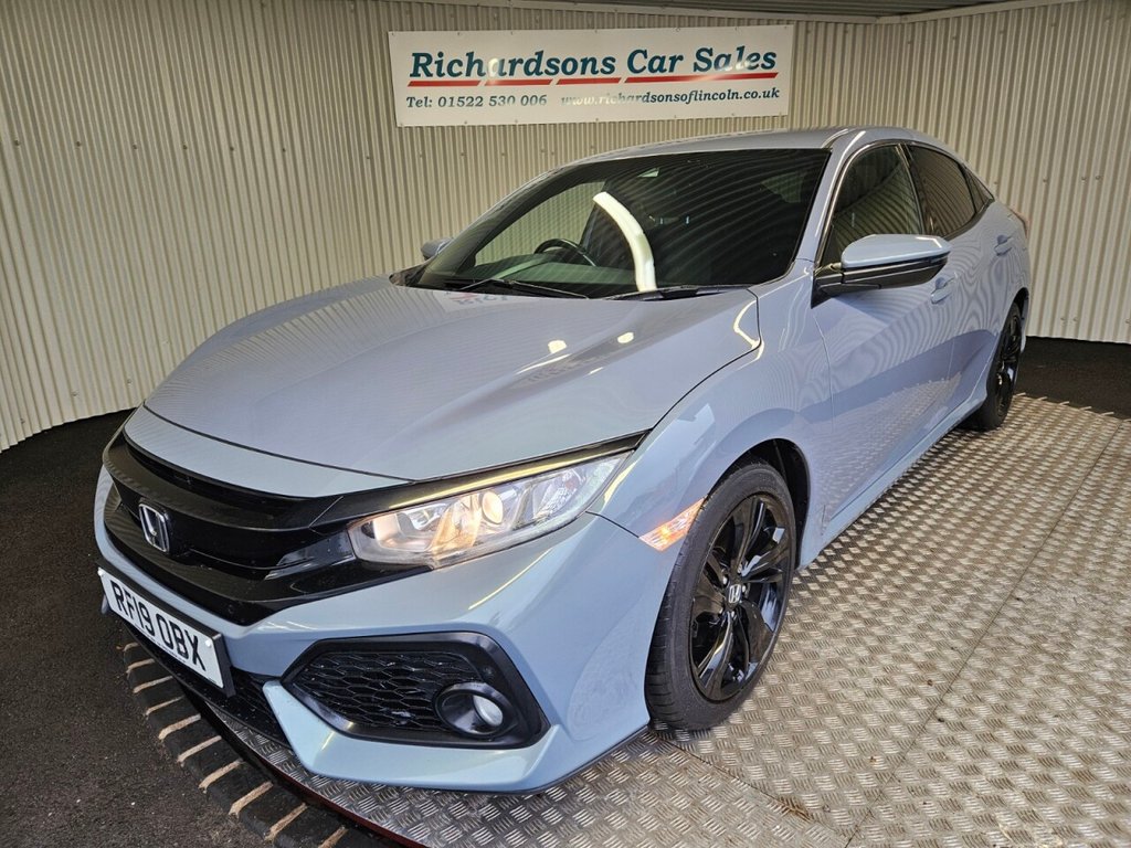 Used Honda Civic 2019 for sale - 77276028: Photo 8