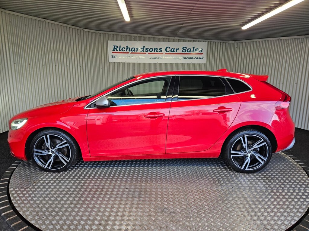 Used Volvo V40 2017 for sale - 77394659: Photo 7