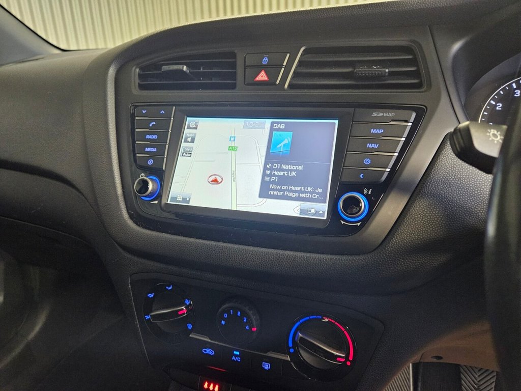 Used Hyundai i20 2018 for sale - 77384303: Photo 16