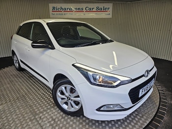 Used Hyundai i20 2018 for sale - 77384303: Photo