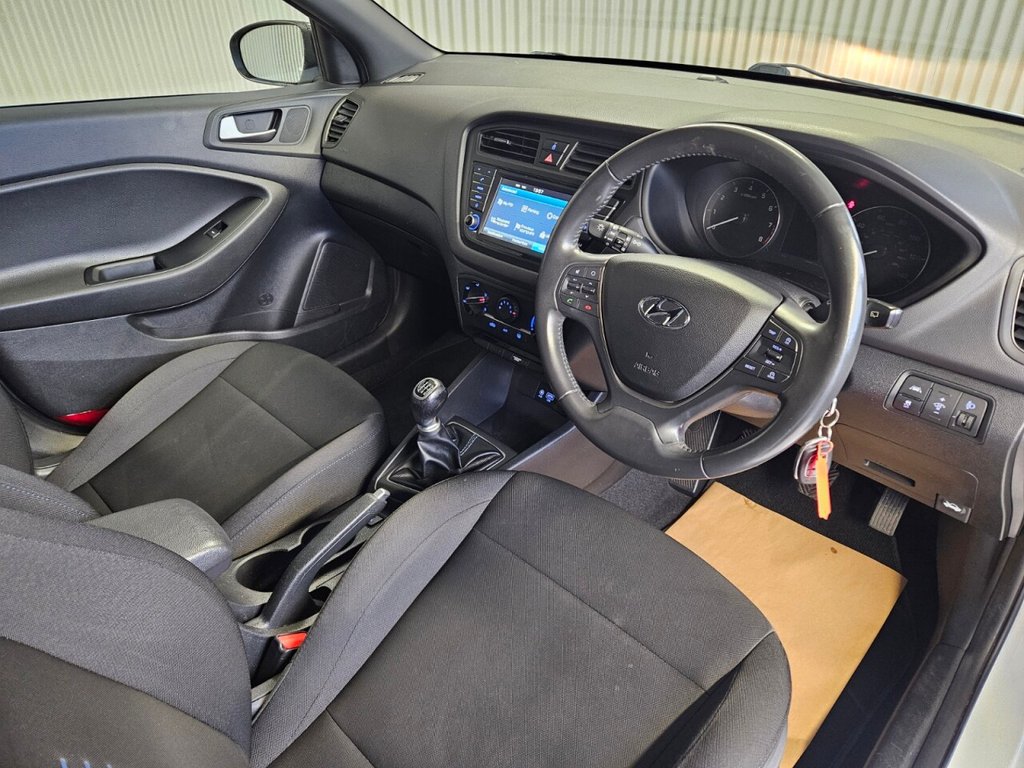 Used Hyundai i20 2018 for sale - 77384303: Photo 22