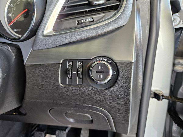 Used Vauxhall Mokka 2016 for sale - 76185458: Photo 15