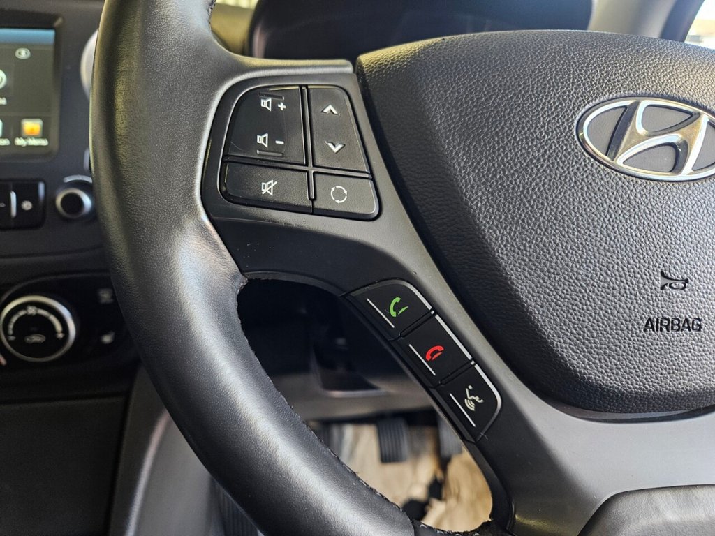 Used Hyundai i10 2017 for sale - 77952809: Photo 16
