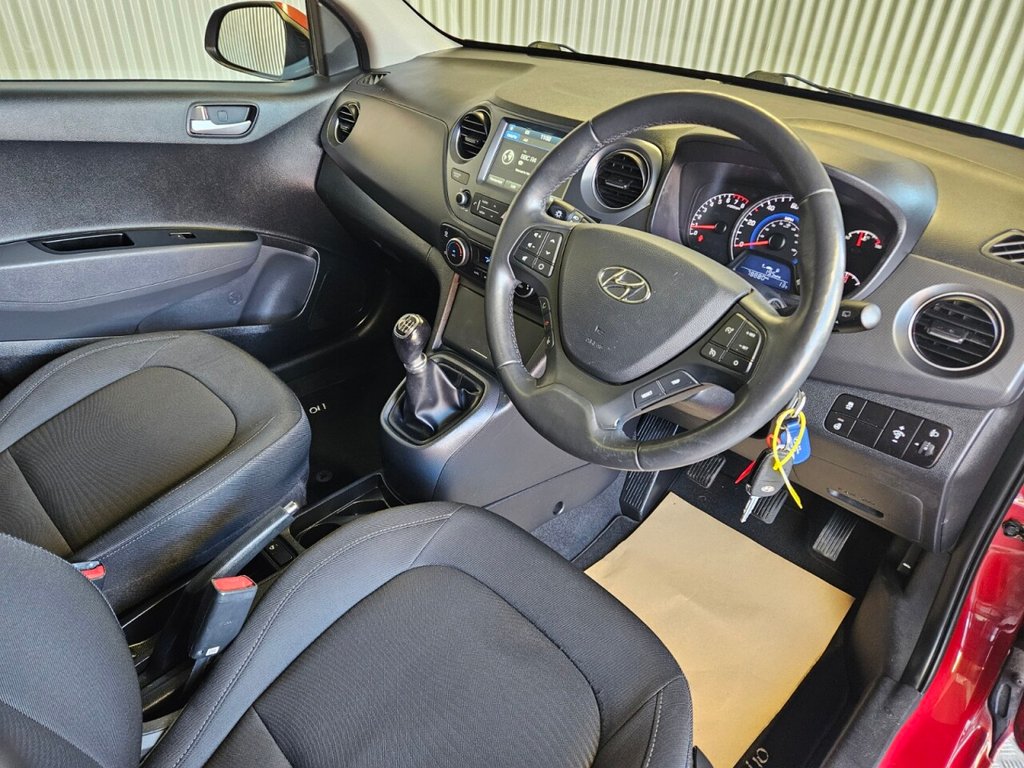 Used Hyundai i10 2017 for sale - 77952809: Photo 23