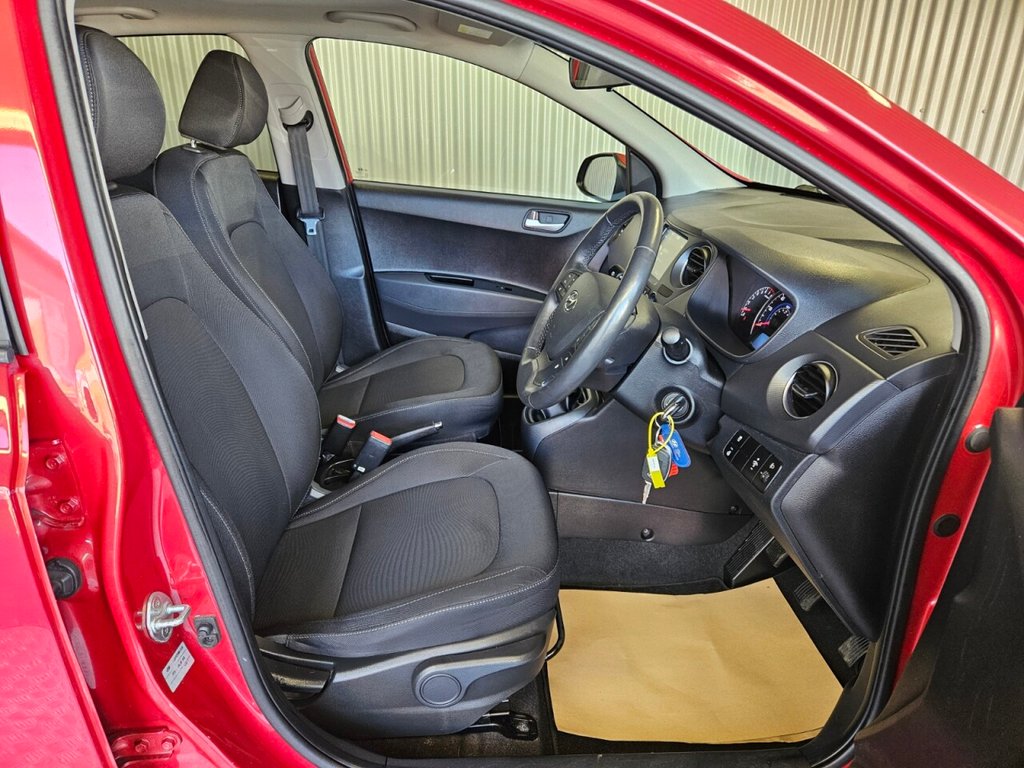 Used Hyundai i10 2017 for sale - 77952809: Photo 24