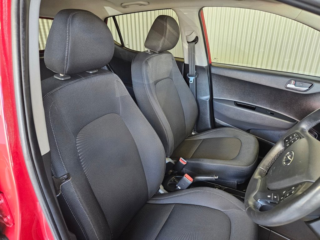 Used Hyundai i10 2017 for sale - 77952809: Photo 25