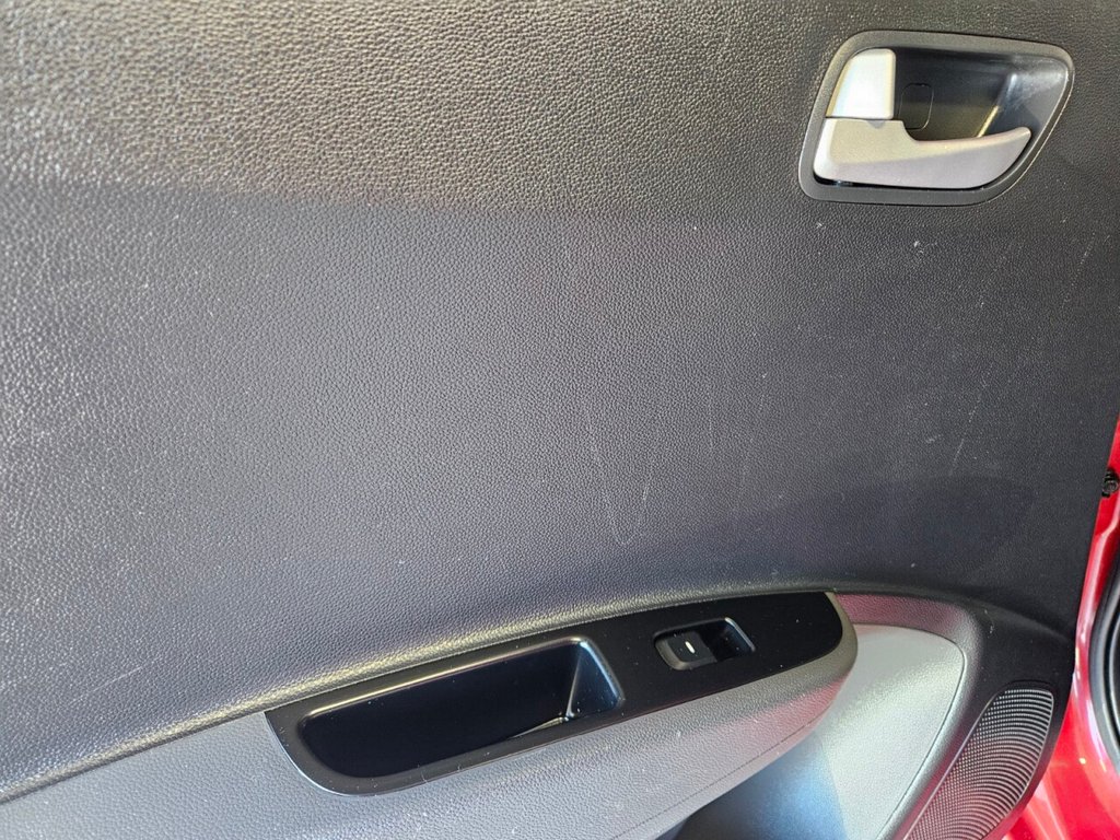 Used Hyundai i10 2017 for sale - 77952809: Photo 35