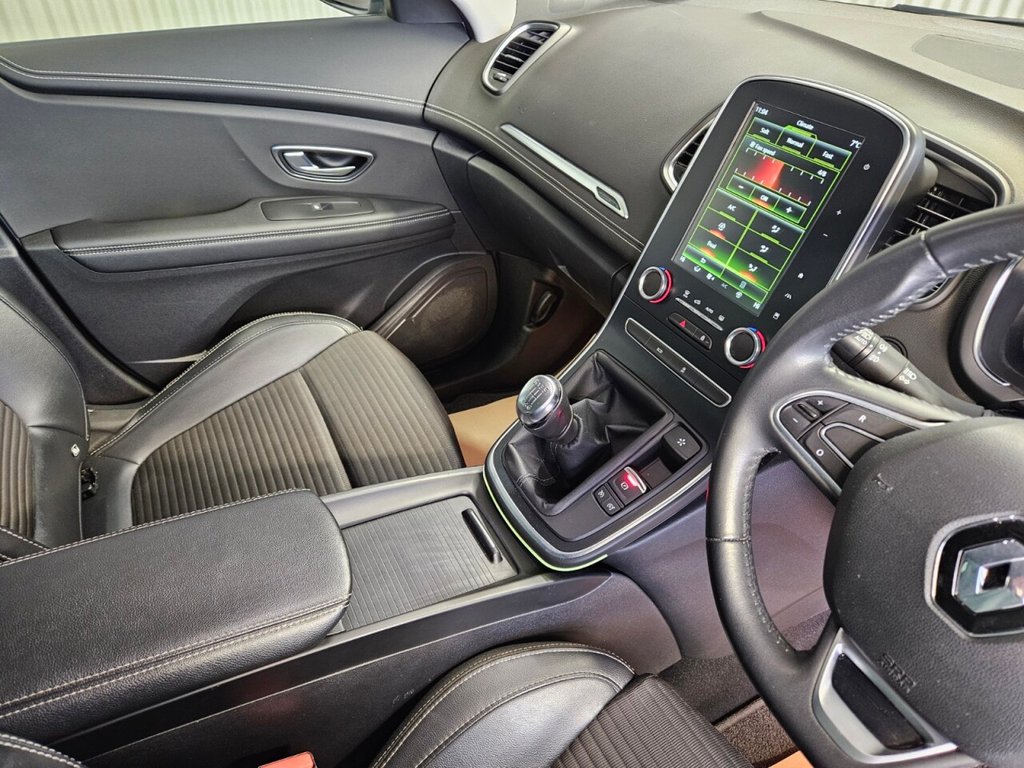 Used Renault Scenic 2019 for sale - 76582728: Photo 17