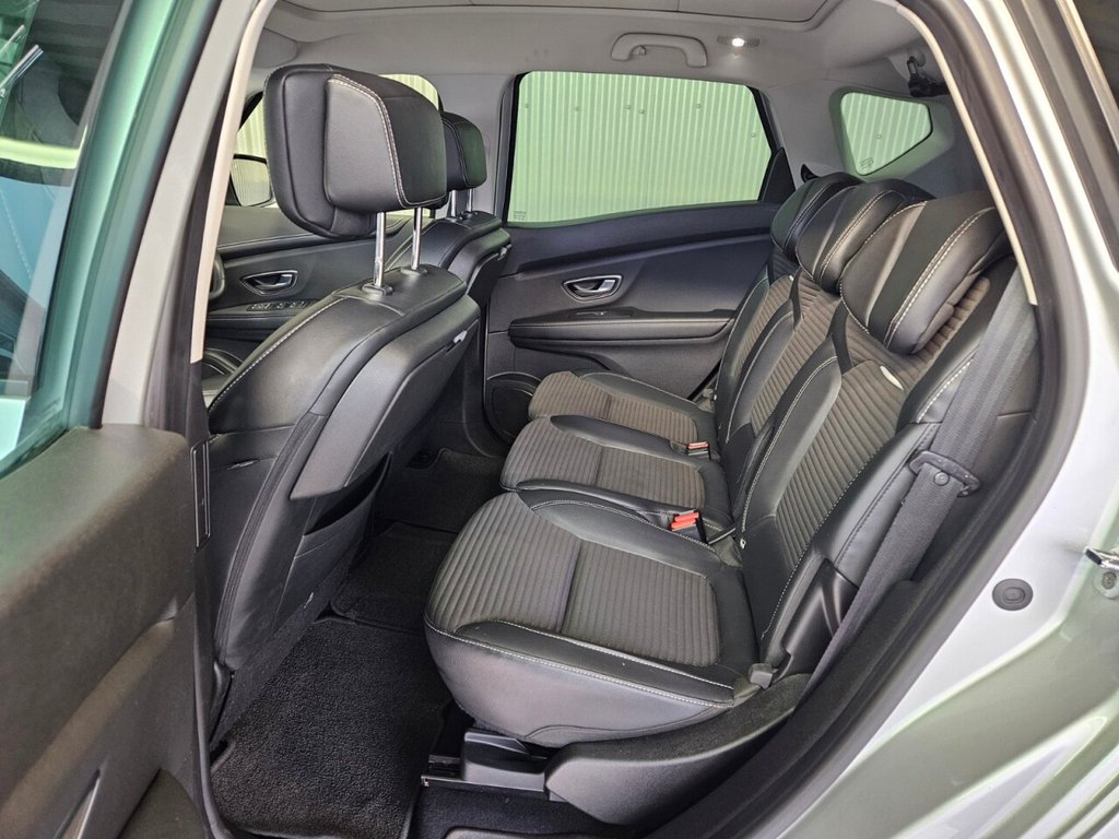 Used Renault Scenic 2019 for sale - 76582728: Photo 38
