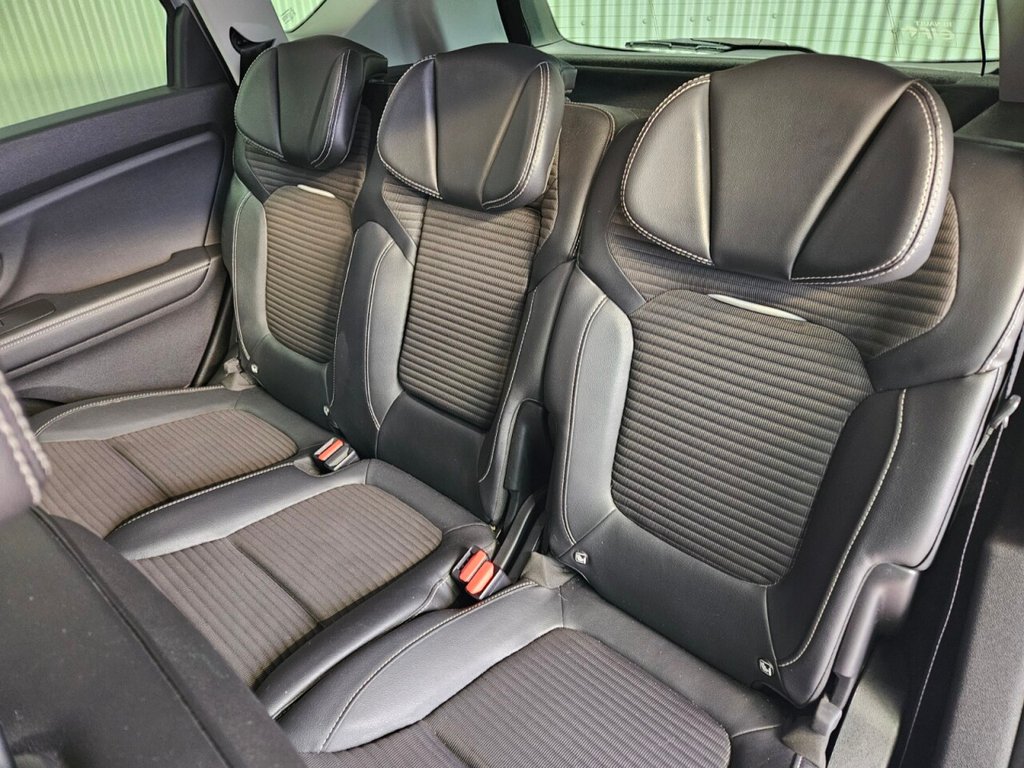 Used Renault Scenic 2019 for sale - 76582728: Photo 39