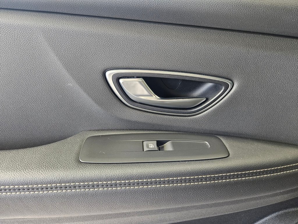 Used Renault Scenic 2019 for sale - 76582728: Photo 44