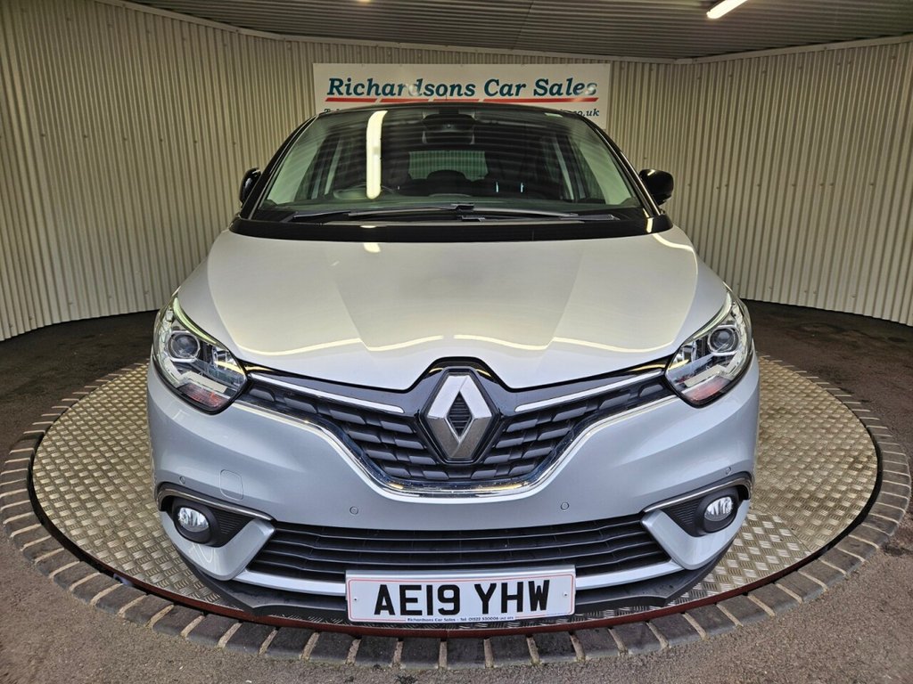 Used Renault Scenic 2019 for sale - 76582728: Photo 9