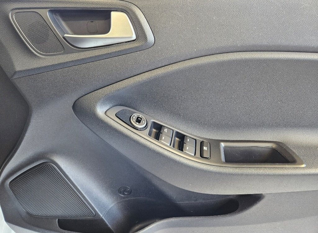 Used Hyundai i20 2016 for sale - 77835841: Photo 24