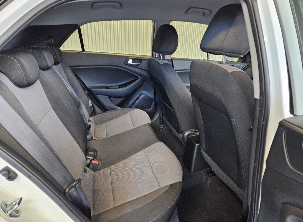 Used Hyundai i20 2016 for sale - 77835841: Photo 26