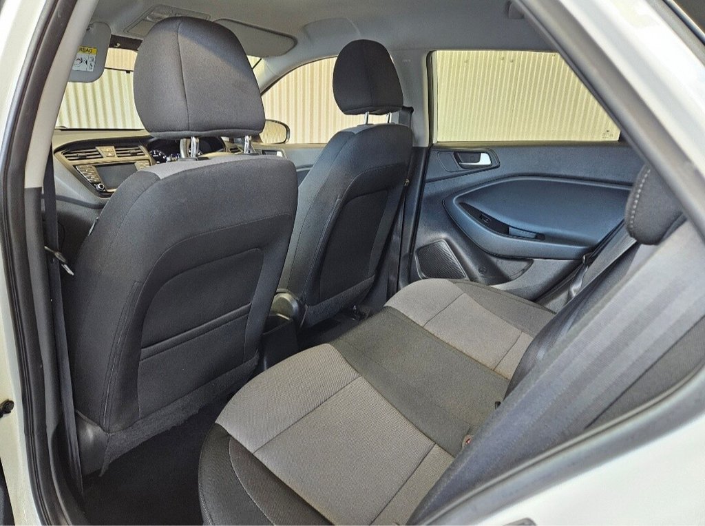 Used Hyundai i20 2016 for sale - 77835841: Photo 29