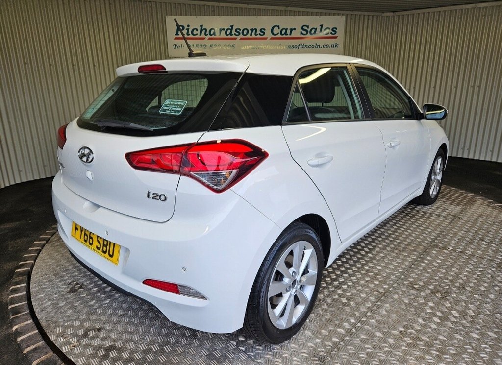 Used Hyundai i20 2016 for sale - 77835841: Photo 3