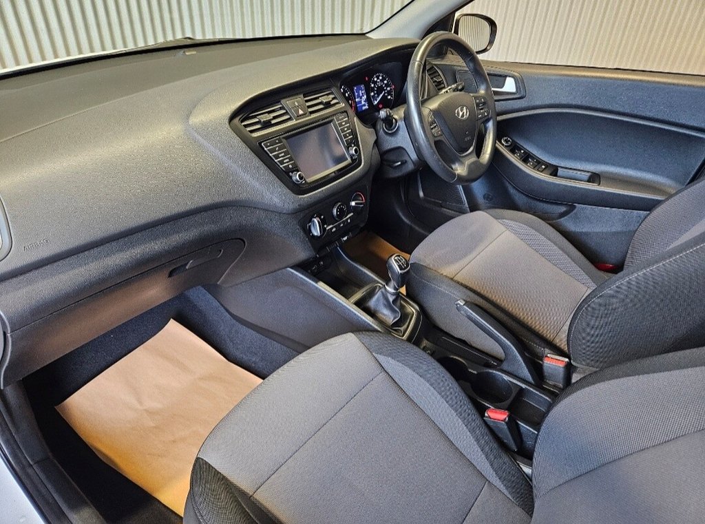 Used Hyundai i20 2016 for sale - 77835841: Photo 33