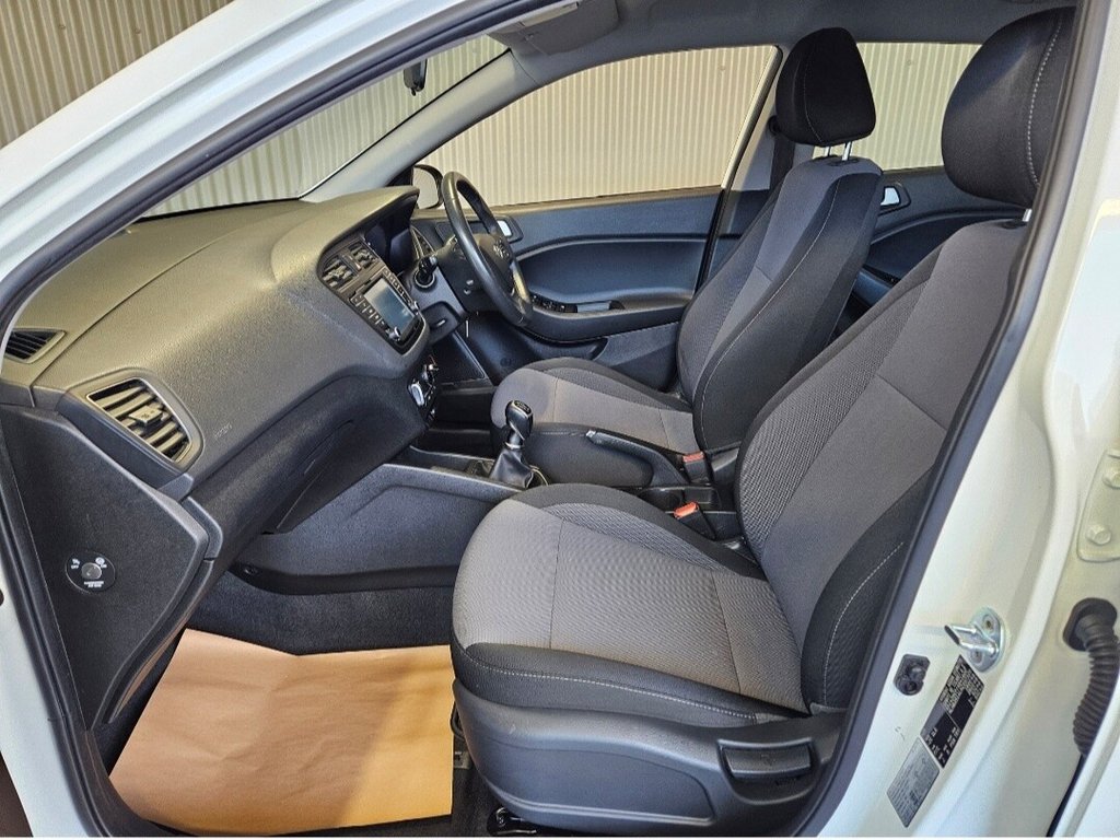 Used Hyundai i20 2016 for sale - 77835841: Photo 34