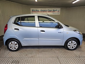 Used Hyundai i10 2011 for sale - 77302684: Photo