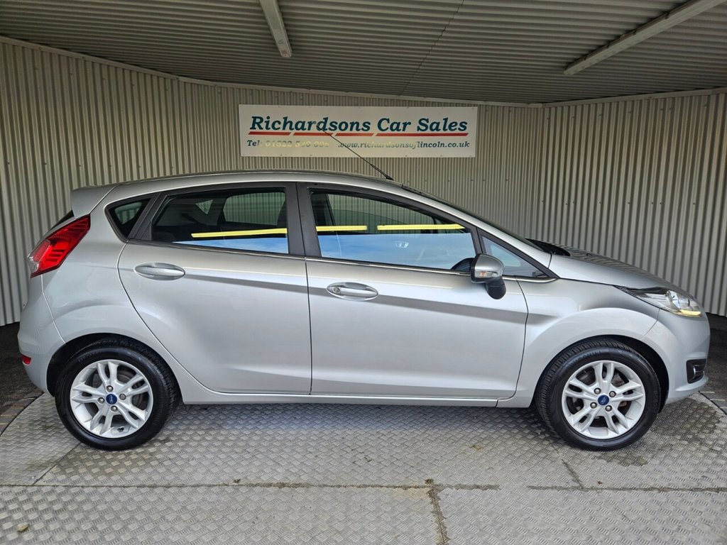 Used Ford Fiesta 2017 for sale - 77905340: Photo 2