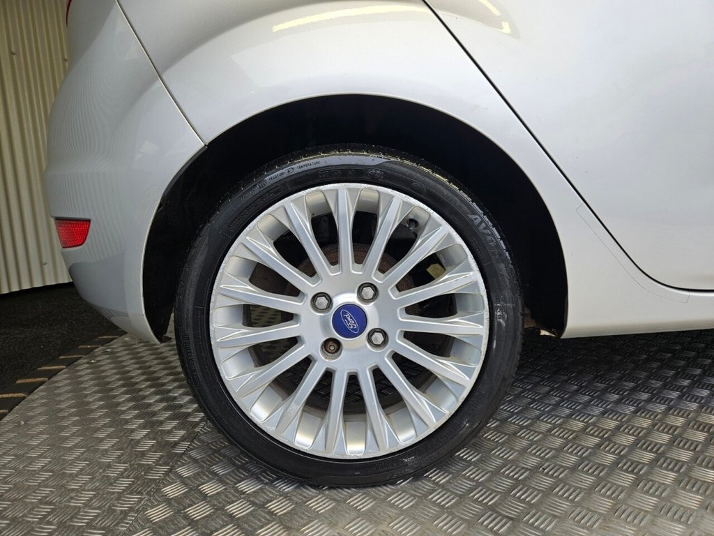 Used Ford Fiesta 2012 for sale - 77437244: Photo 12