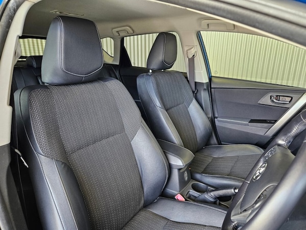 Used Toyota Auris 2015 for sale - 75181107: Photo 18