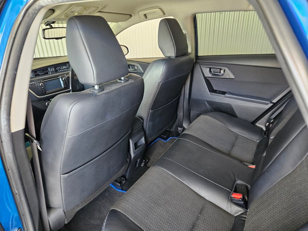 Vehicle 29