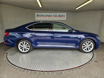 Used Skoda Superb 2016 for sale - 76751112: Photo