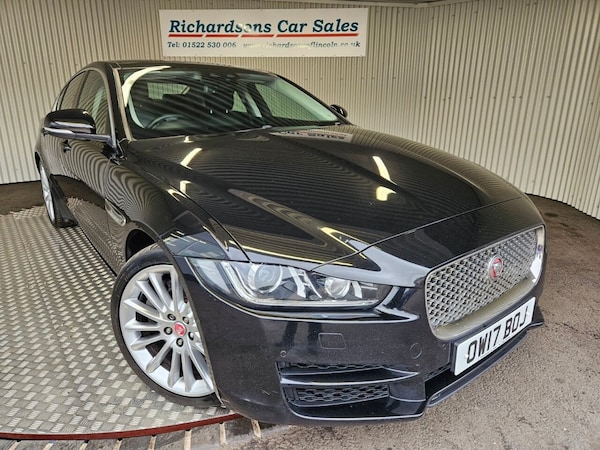 Used Jaguar XE 2017 for sale - 76280281: Photo 1