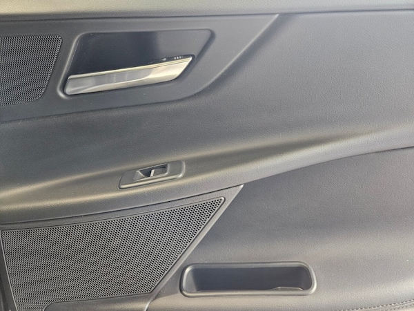 Used Jaguar XE 2017 for sale - 76280281: Photo 35