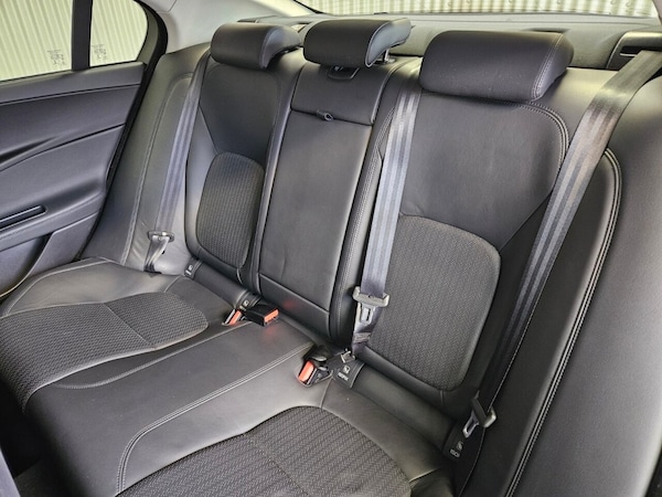 Used Jaguar XE 2017 for sale - 76280281: Photo 42