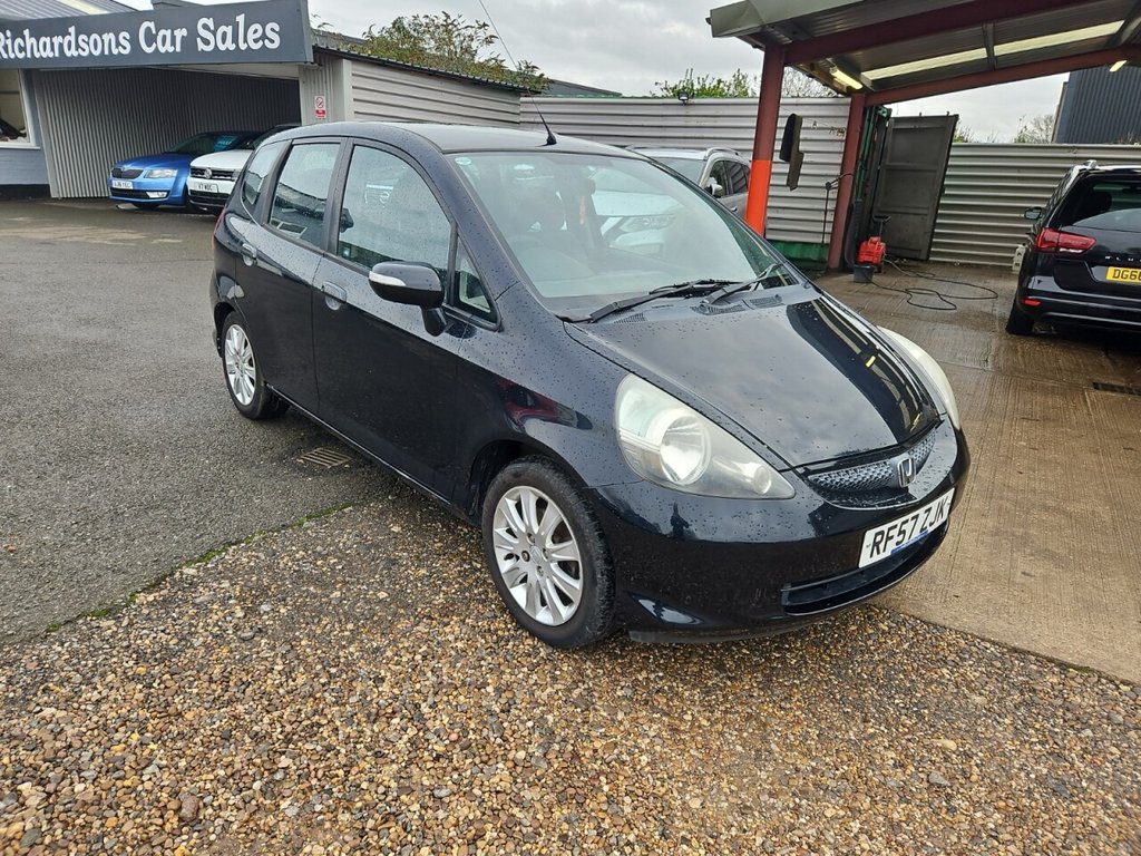 Used Honda Jazz 2008 for sale - 76546579: Photo 2