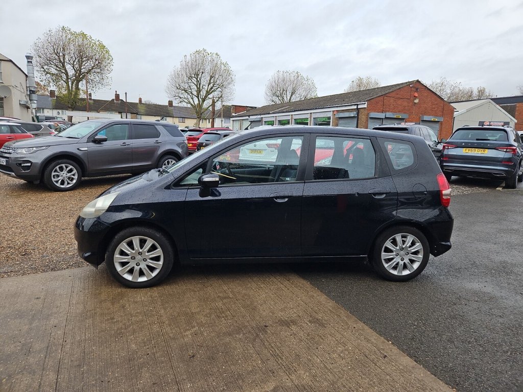 Used Honda Jazz 2008 for sale - 76546579: Photo 5