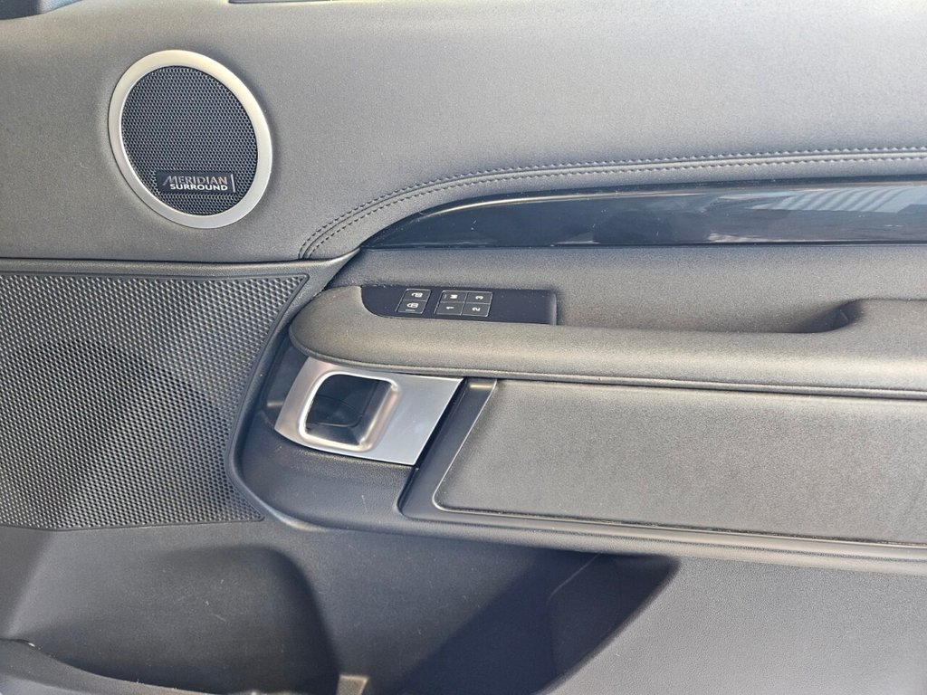 Used Land Rover Discovery 2021 for sale - 77056295: Photo 16