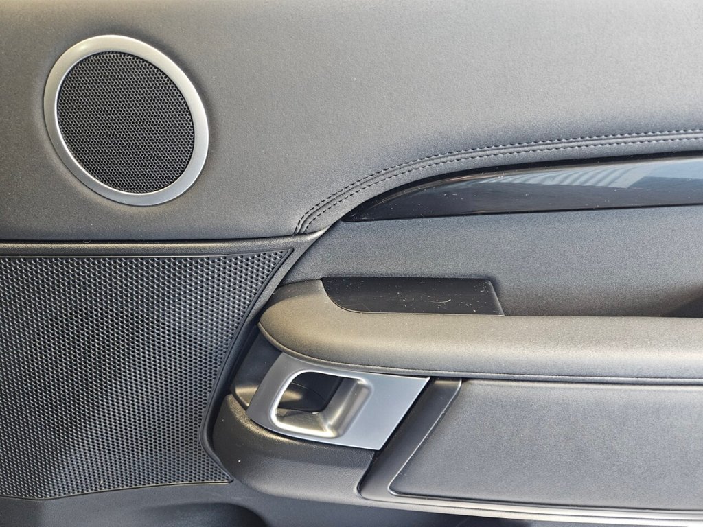 Used Land Rover Discovery 2021 for sale - 77056295: Photo 23