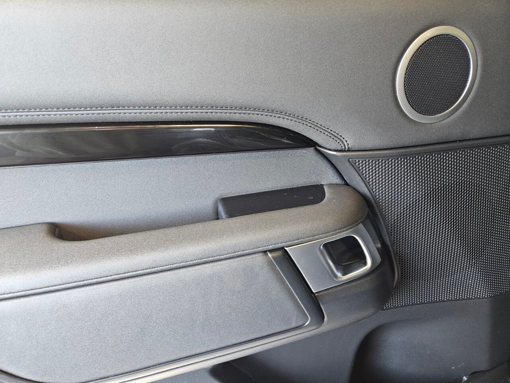 Used Land Rover Discovery 2021 for sale - 77056295: Photo 27